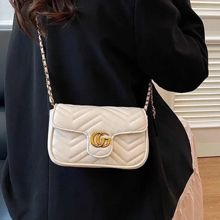 

2025 New Chain Strap Purse for Women, Chic Underarm Crossbody Bag, Fashion Designer Shoulder Bag, Trendy