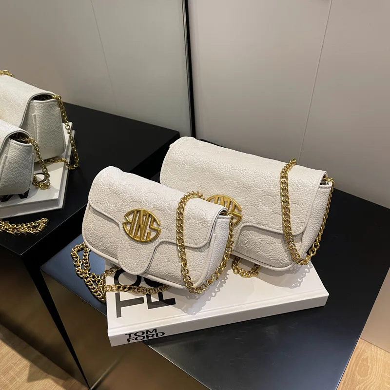 

​Versatile Women's Crossbody Sling 2025, Multi-Functional Underarm Purse, Niche Shoulder Bag with Chain for Outing​