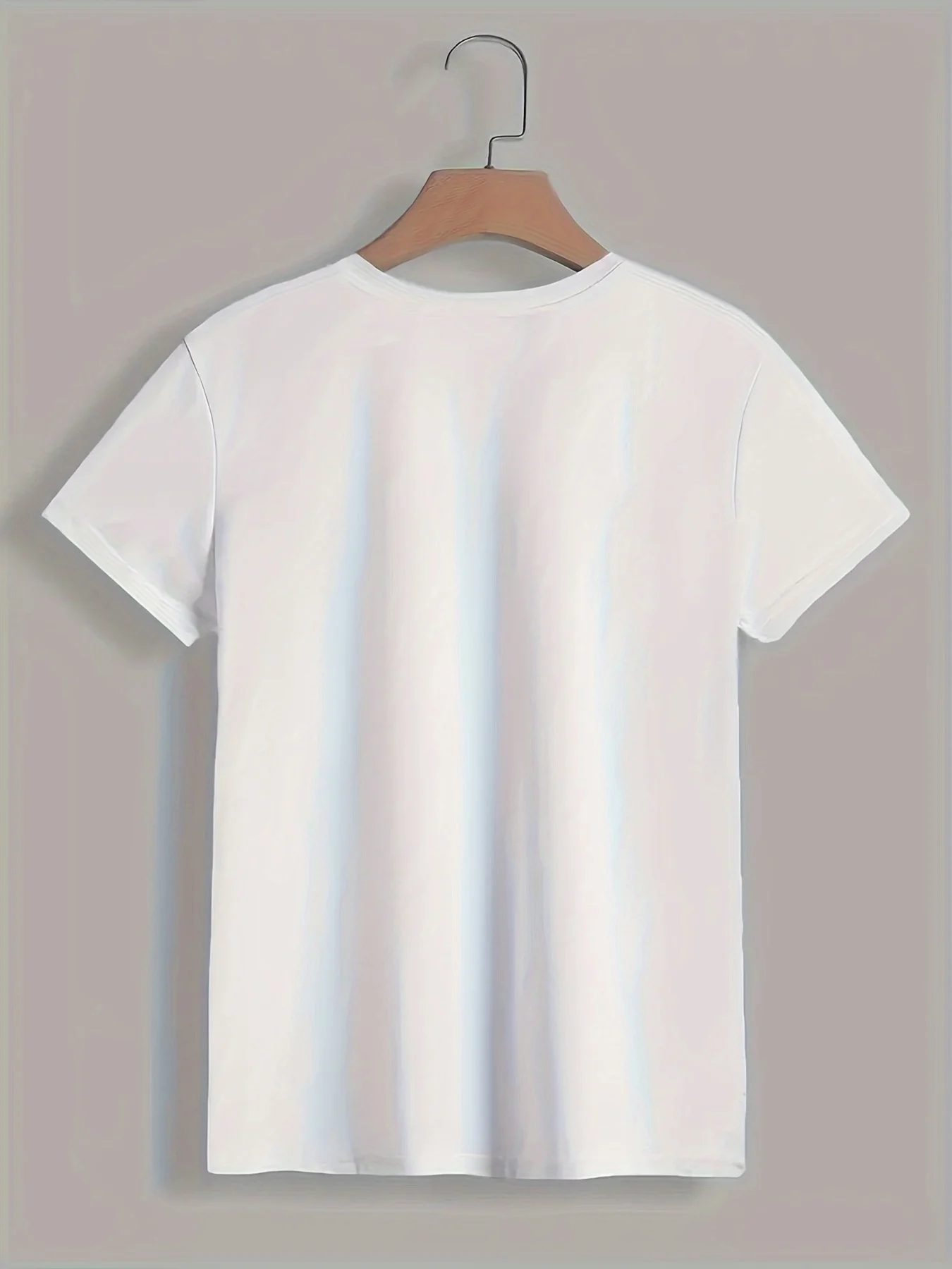 T-shirt décontracté à manches courtes et col rond pour femme avec lettre imprimée "Theater Is My Sport".