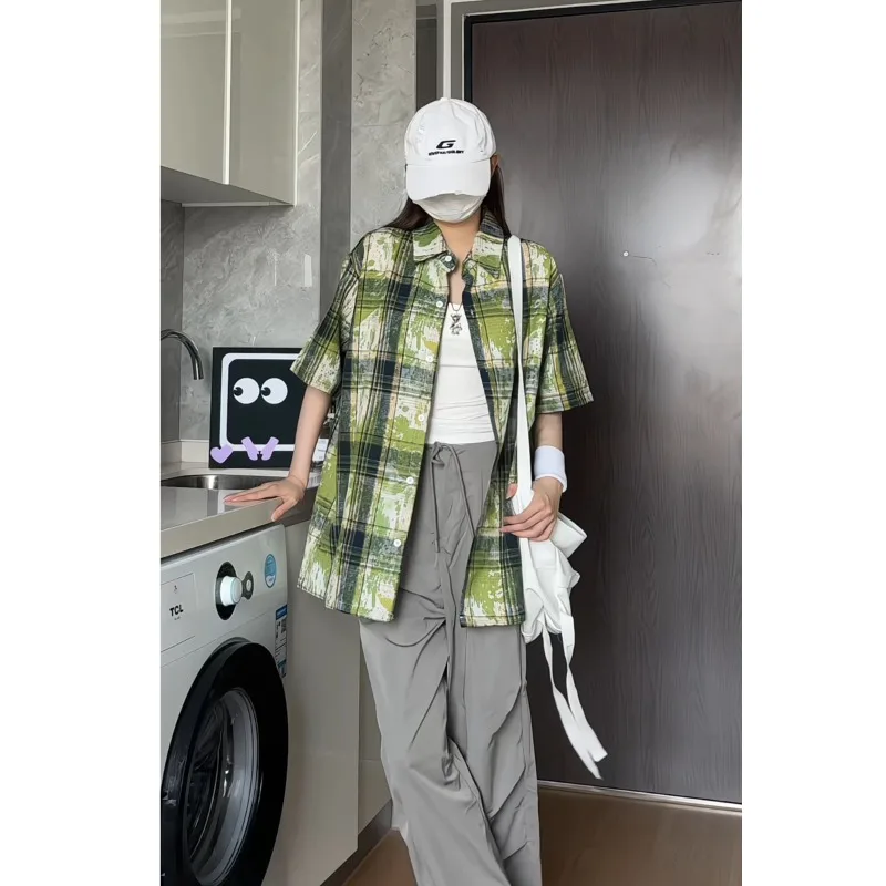 

2026 Summer New Women's Green Plaid Distressed Bleached Short Sleeve Shirt Casual Loose Blouse