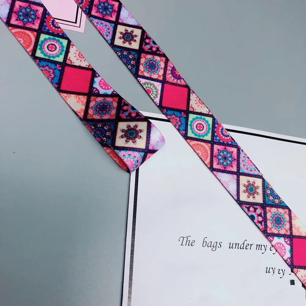 

Длинный держатель для удостоверения личности, короткий ремешок для подвешивания, ремешок на запястье, ремни для мобильных телефонов, веревка для ключей