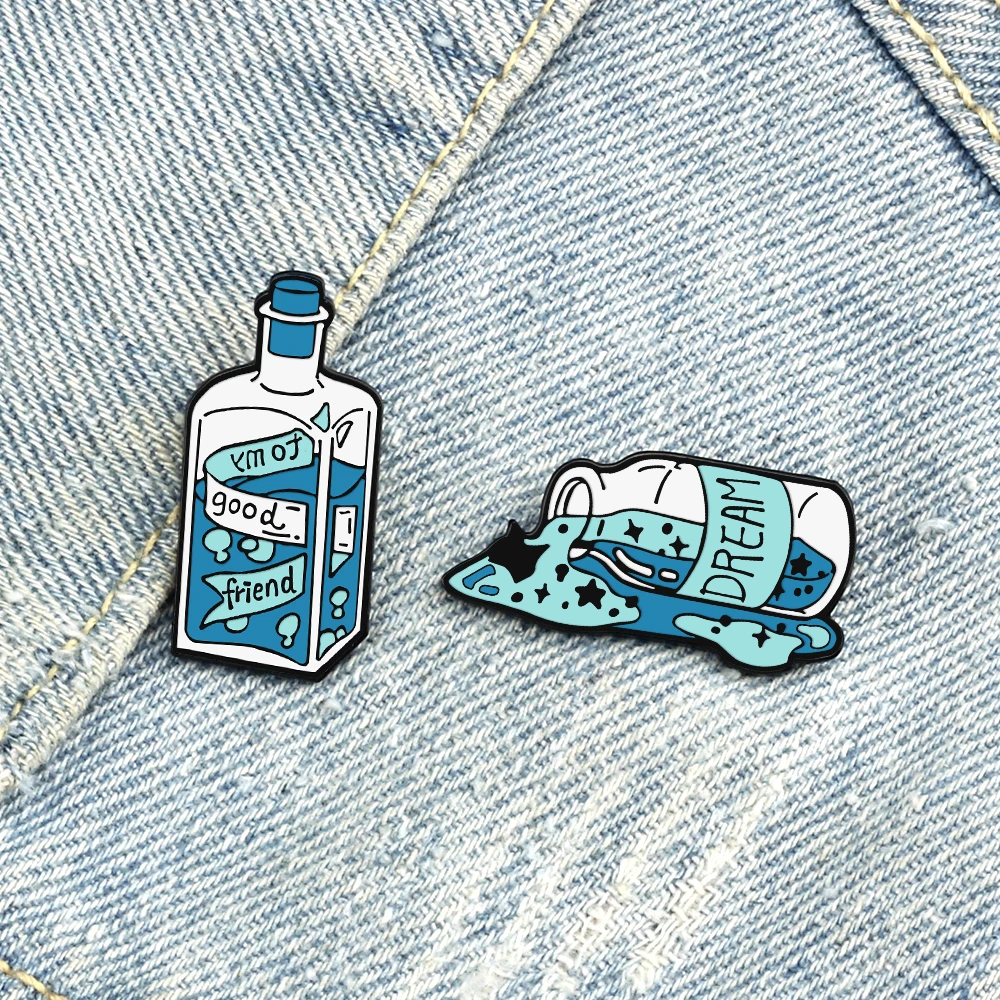 Blue Drift Bottles Enamel Pins Custom Exquisite Star DREAM Bottle Brooch for Friends Lover Bag Lapel Badge Fashion Jewelry Gifts