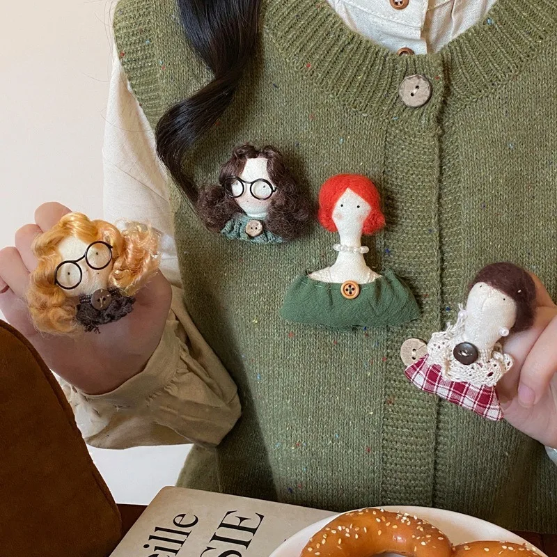 Plush Fabric Brooch Cute Freckled Curly Girl Woodland Artistic Pin for Bag Decoration Premium Lightweight Versatile