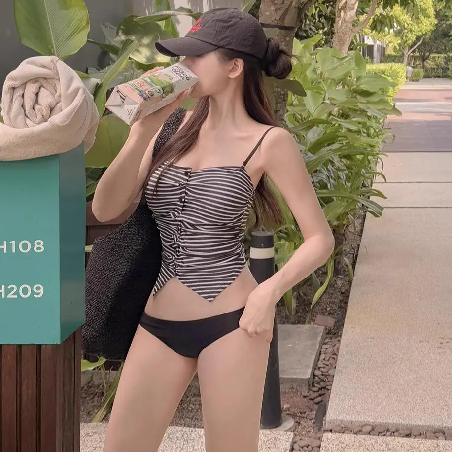 

Полосатый женский купальник-бикини: модный пляжный комплект с эффектом увеличения объема, сексуальный дизайн в полоску, премиум-класс, состоящий из двух частей
