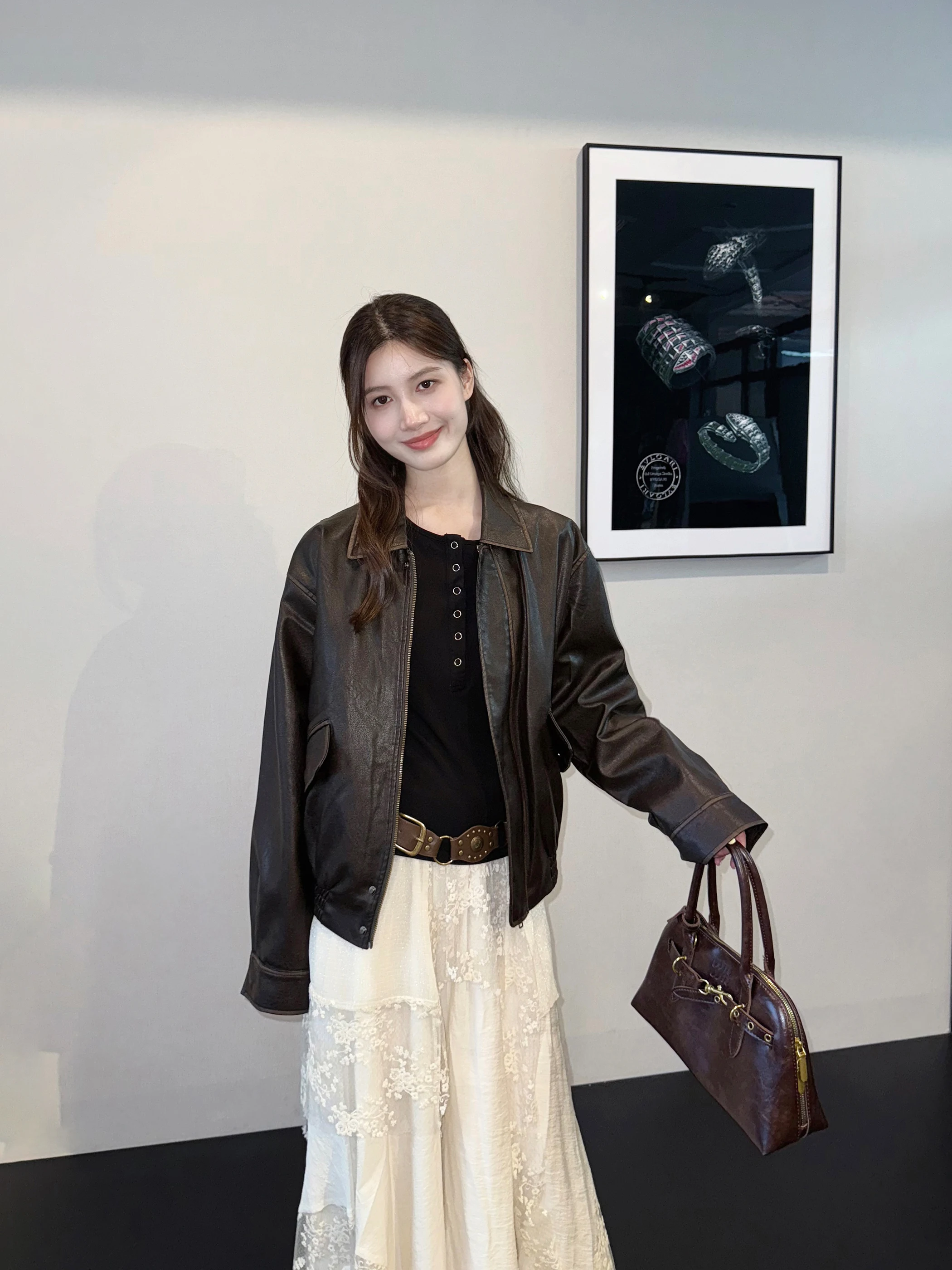 Aassss American Retro Kurze PU-Lederjacke für Damen, lockere Passform, modische Oberbekleidung mit Reißverschlusskragen, reguläre Ärmel