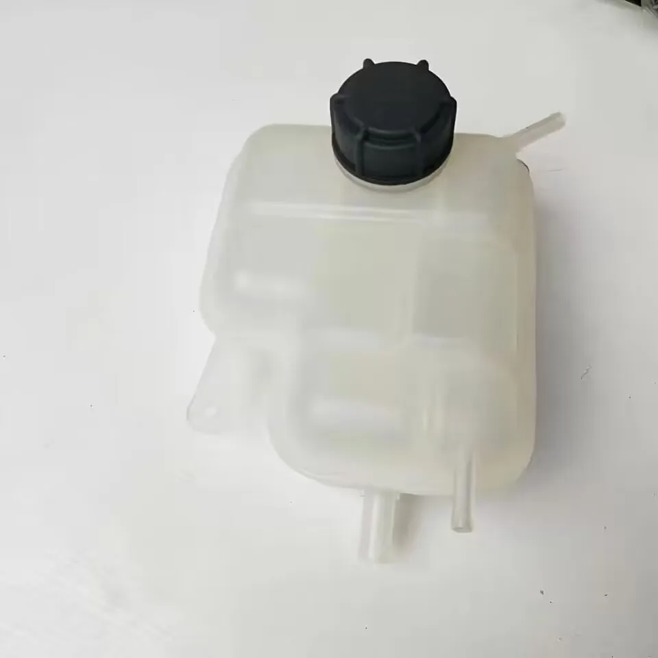 1pcs Coolant reservoir tank with cap For Chinese CHANGAN CS55 1.5 Engine SUV Auto car motor parts