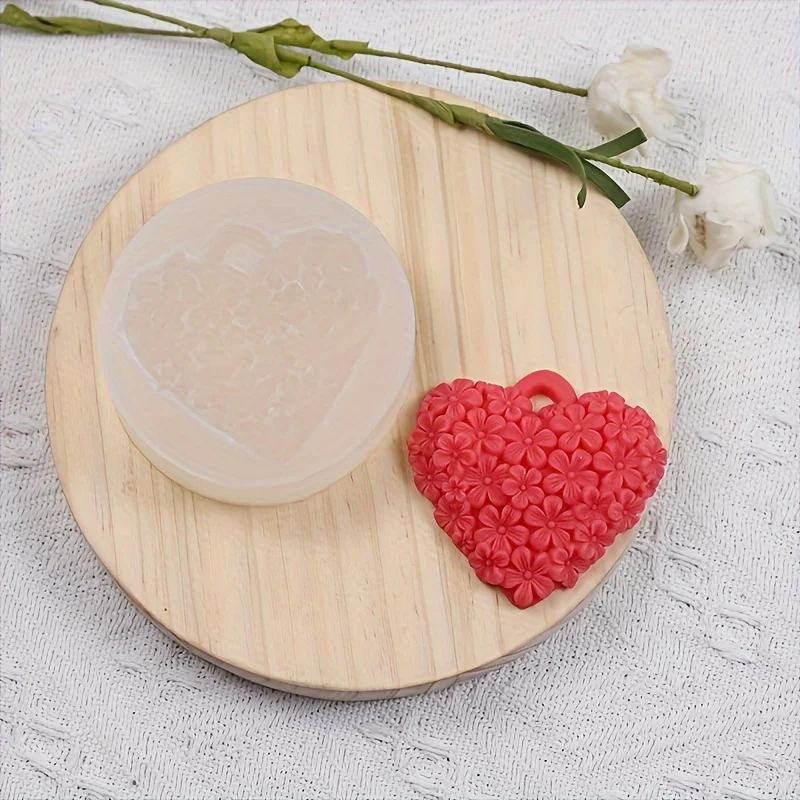 Lavender Gypsum Flower Listing Mold DIY Car Pendant Wardrobe Diffuser Stone Flake Candle Silicone Mold for Aromatherapy Plaster