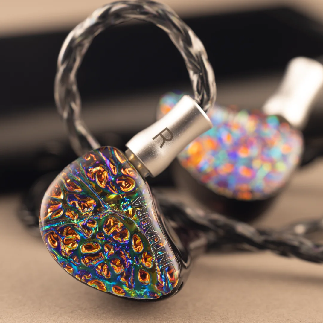 اطلب مسبقًا سماعة INTUAURA Uniqueness المضبطة بدقة متعددة السائق IEM مع جهير صفر التخميد وأنابيب صوتية ثلاثية