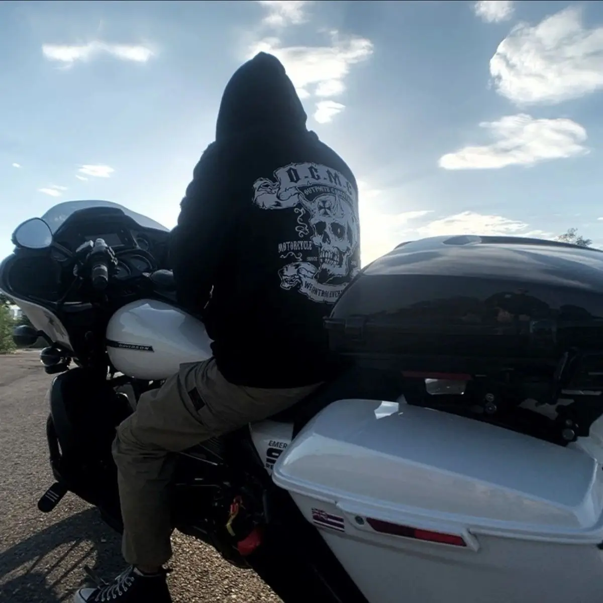 دراجة نارية نادي الشارع نمط الجمجمة طباعة معطف بقلنسوة الخريف والشتاء الرجال والنساء قاطرة سترة اليومية لباس غير رسمي