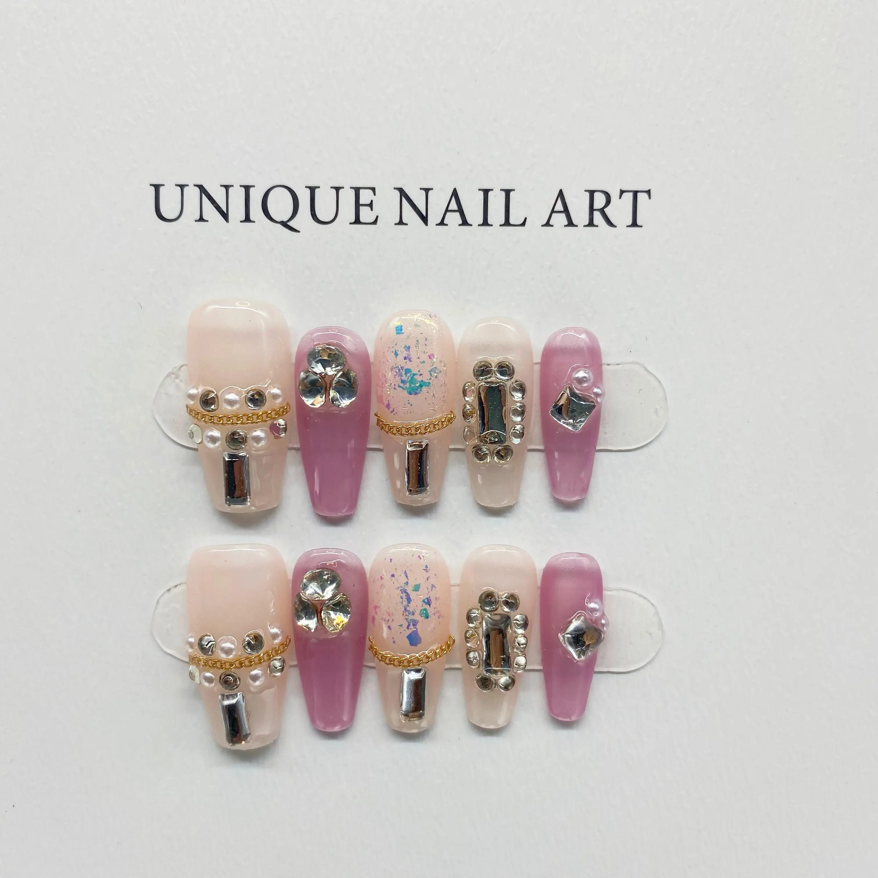 Wholesale Contrast Color Rhinestone Detachable Reusable High-Quality Elegant White Handmade Press On Nails