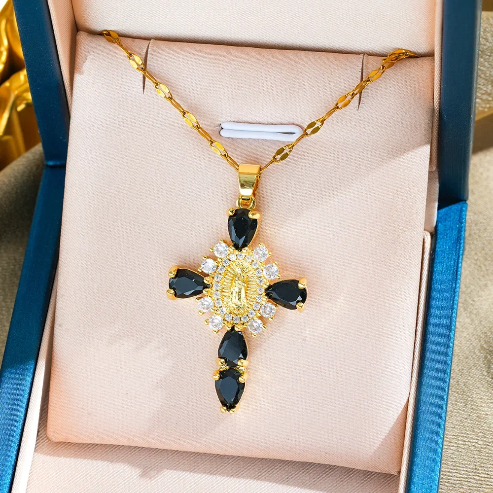 قلادة جديدة لعام 2025 على شكل أم مقدس على شكل متقاطع، سلسلة شفاه من الزركون عصرية ومتعددة الاستخدامات للنساء