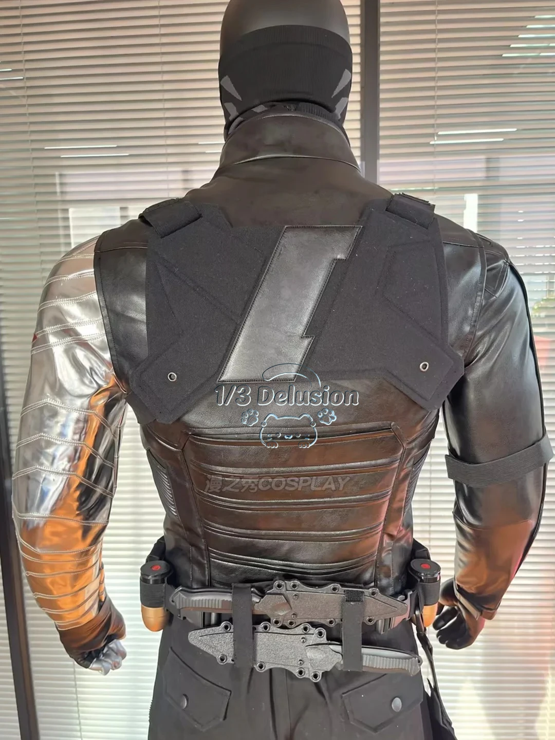 Winter Soldier Bucky Barnes Cosplay-Kostüm für Herren mit abnehmbarem Arm, attraktiver Rollenspielanzug