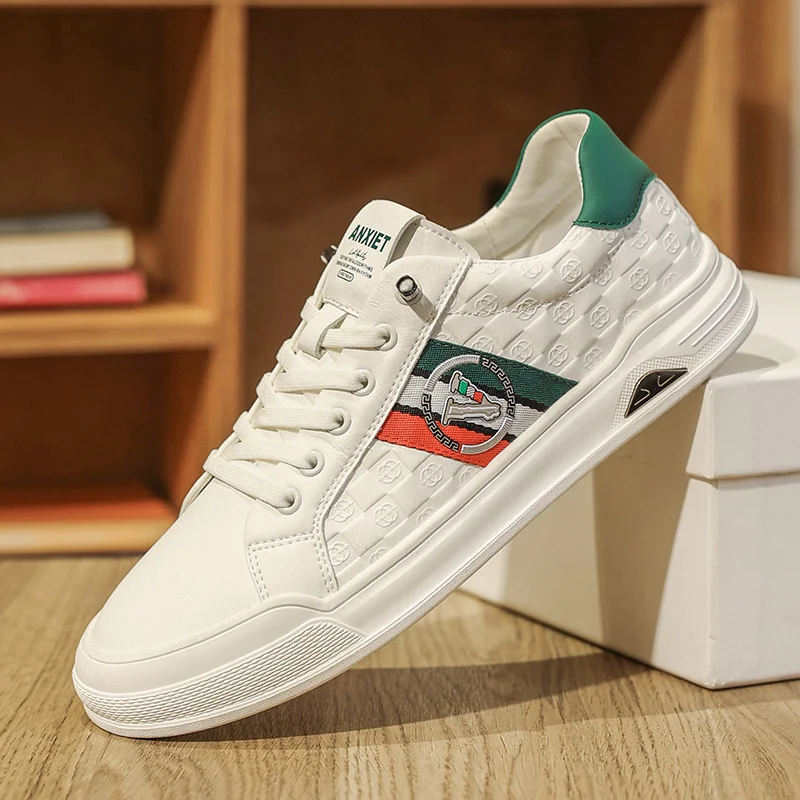 

Кожаные мужские черные кроссовки, дышащая обувь для скейтбординга, мужские уличные прогулочные кроссовки, мужская повседневная обувь, размер 39-44