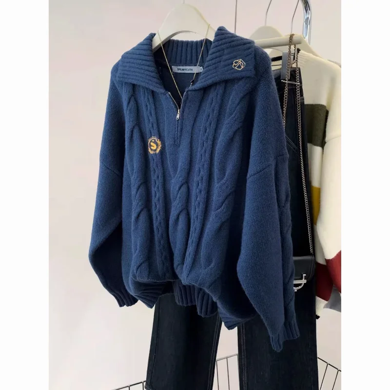 

Twist Embroidered Lapel Half-zip Pullover Sweater for Women in Autumn Winter Loose College Lazy Style