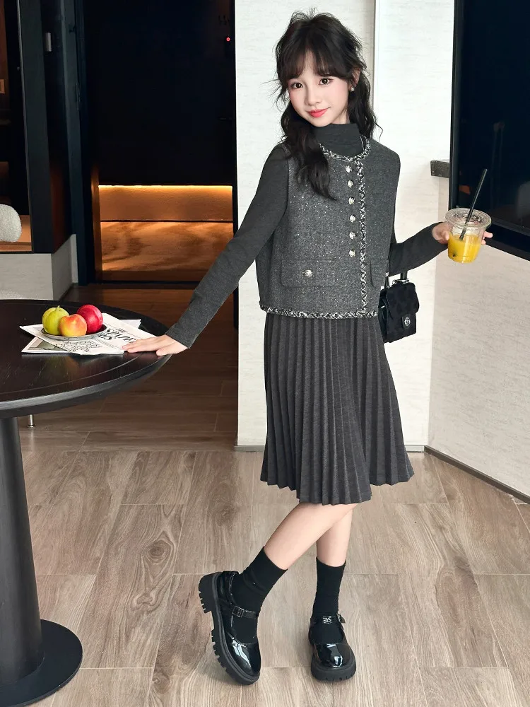 

Autumn Girls' Xiaoxiangfeng Dress 2025 New Children's Fashion Korean Version Tank Top Bottom Shirt Folding Skirt 2-piece Set