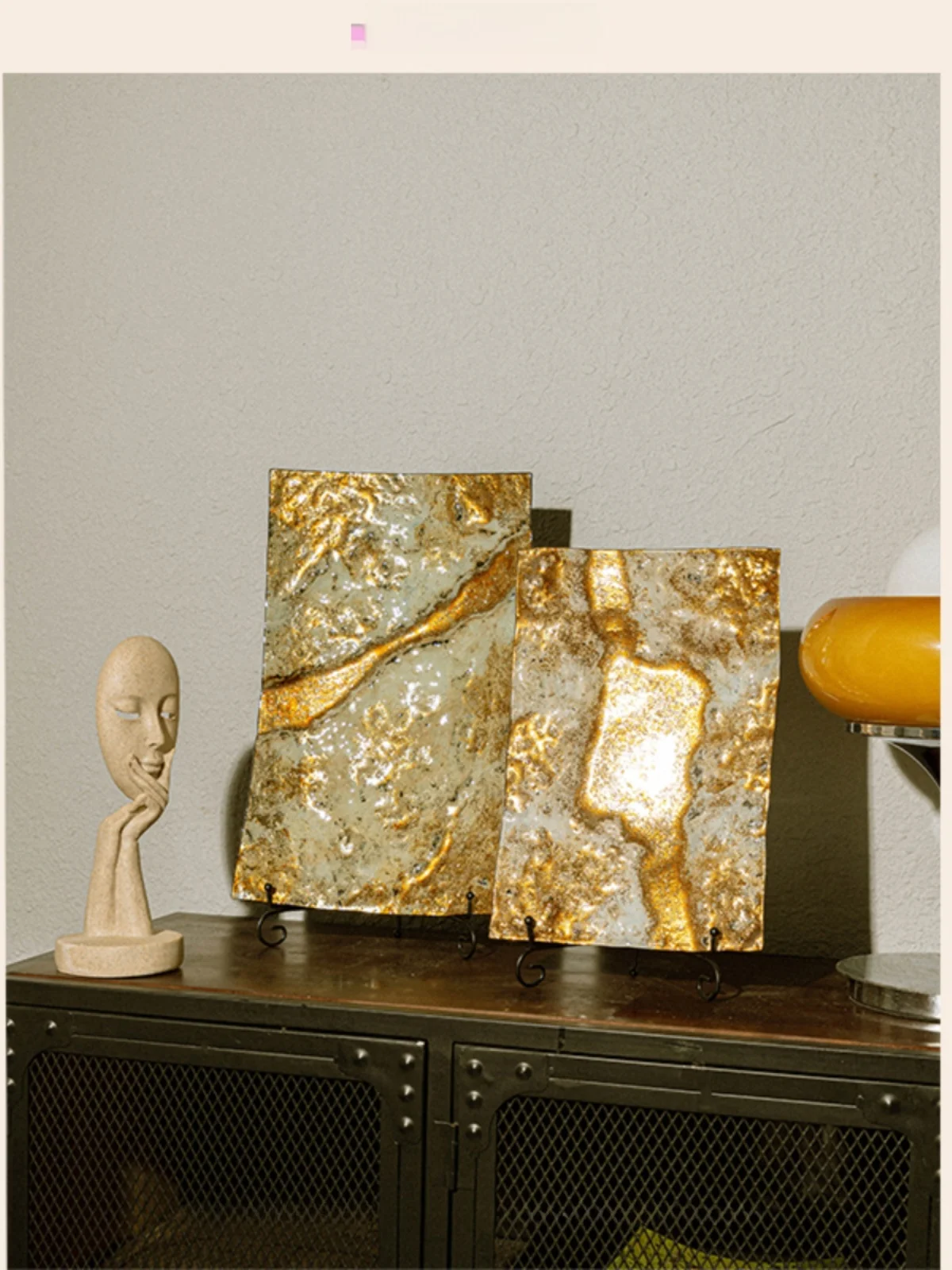 

Modern Simple Luxury Gold Glass Cabinet Home Entrance Hall Living Room Wine Cabinet Artistic Home Decorations Handmade Craft