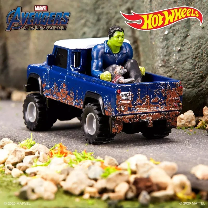 Hot Wheels SDCC 2020 Marvel Avengers Land Rover Defender Pickup Truck Hulk & Rocket Die-cast Vehicle Set Toy