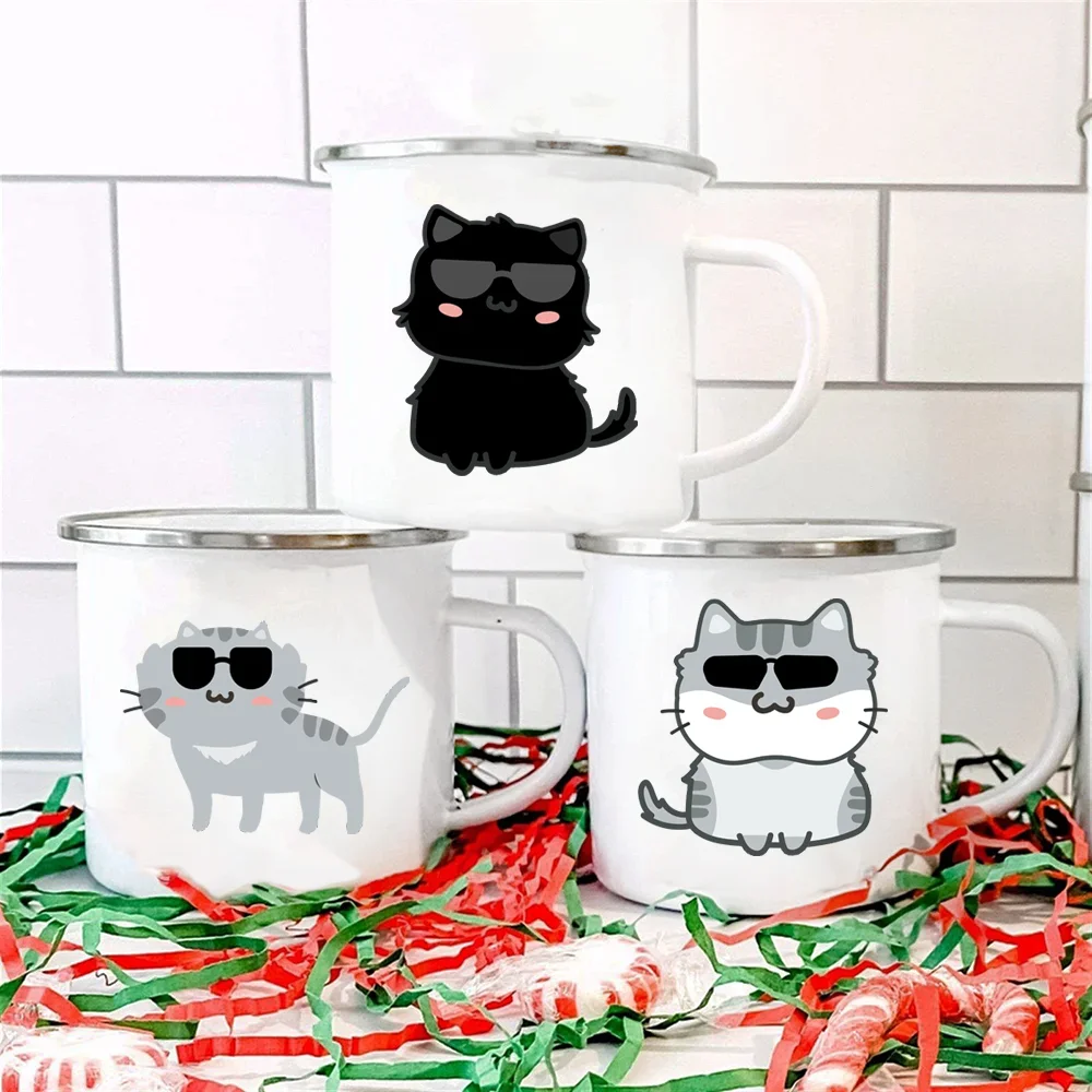 Taza de esmalte con mango, taza de gato de dibujos animados, Camping, café, cerveza, jugo, té, leche, tazas de cumpleaños festivas, los mejores regalos originales y divertidos