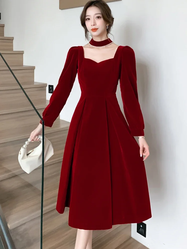 

Female Red Velvet Chic Sqaure Collar Beading Sexy Long Dress Autumn Winter Elegant Wedding Dress 2024 Luxury Party Evening Dress