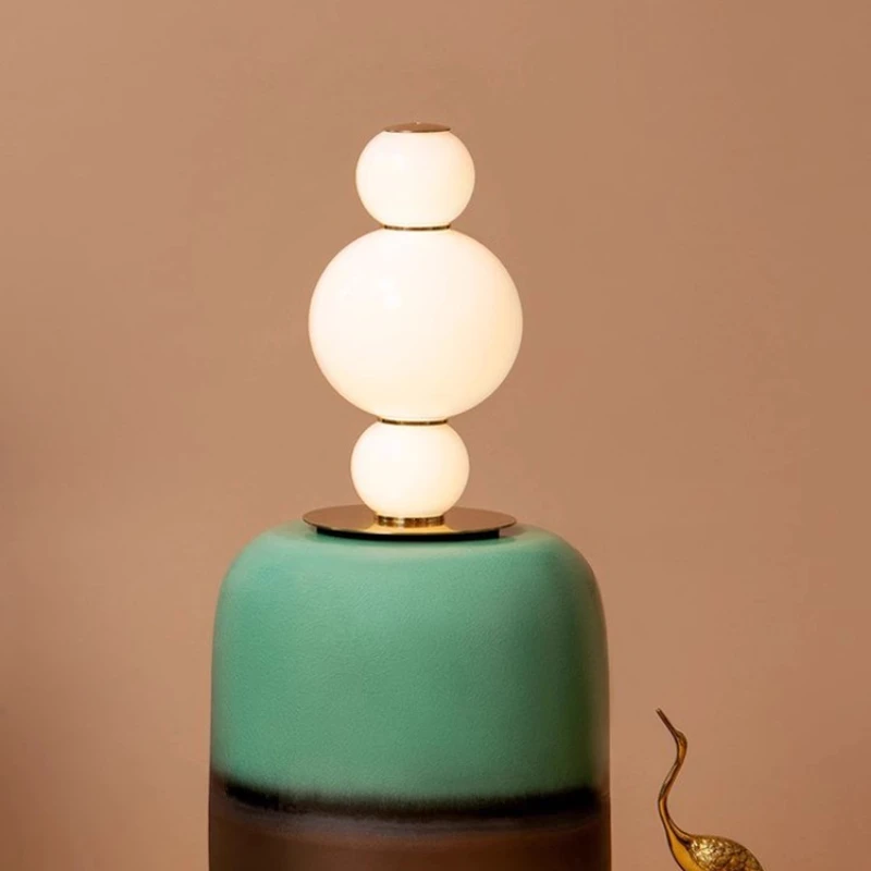 

Modern Designer Living Room Floor Lamp Magic Bean Glass Lampshade Bedsides Sofasides Cafe Study Bedroom LED Standing Table Light