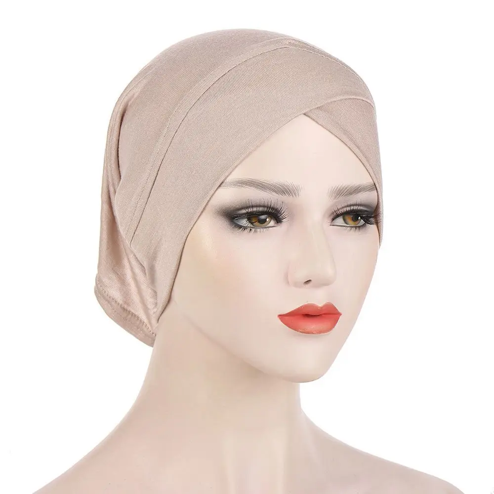 Topi syal kepala wanita, penutup kepala poliester Muslim Turban silang dahi dalam Hijab warna polos