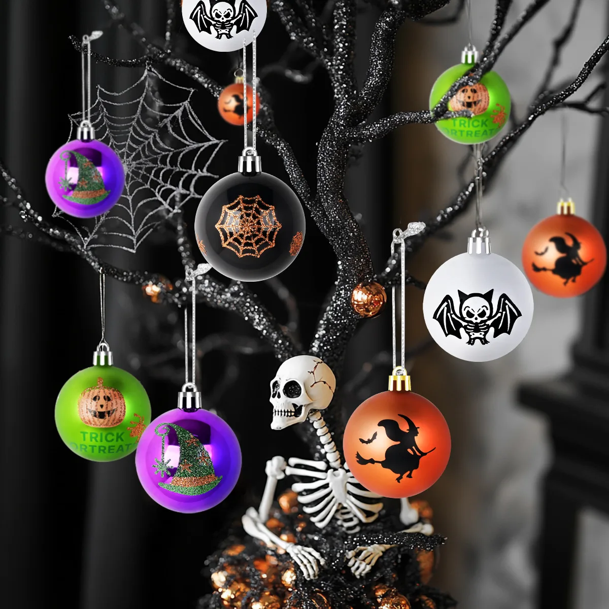 

Halloween 6cm 16Pcs Glow-in-the-Dark Painted Electroplated Spooky Balls Dark Skeleton Pumpkin Decoration Set Tree Hanging Party