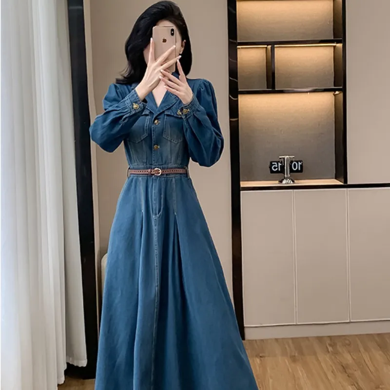 Retro Collar Denim Dress, Women\'s Spring And Autumn Blue High-End Feeling, Waist Cinching Chic Long Skirt