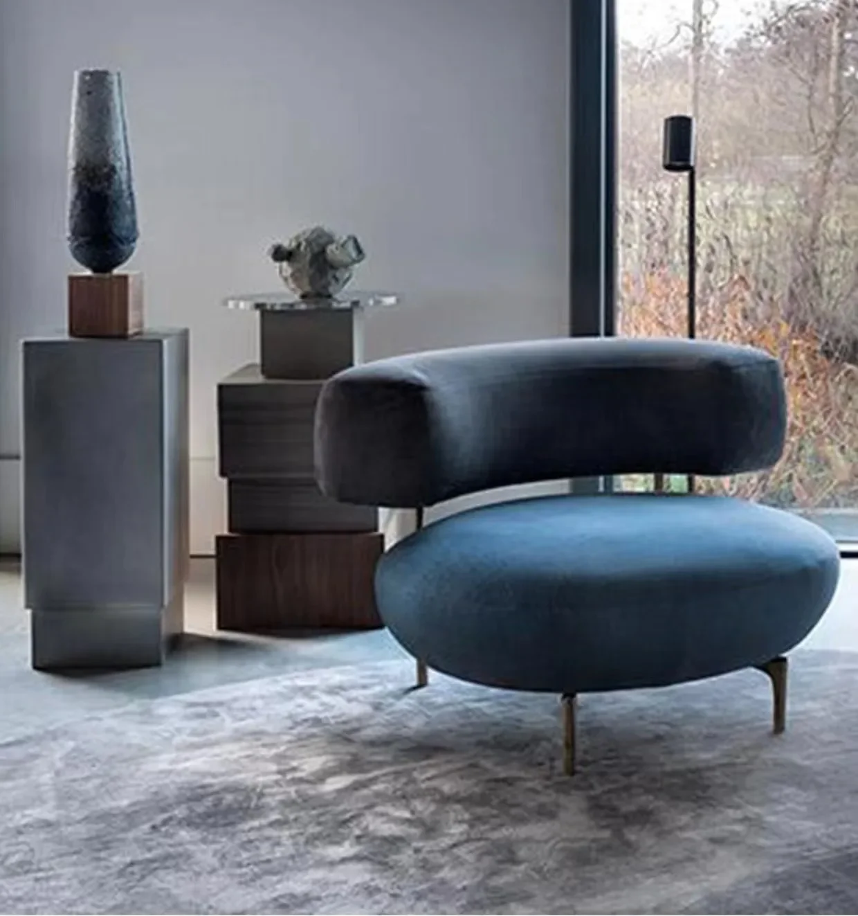 

A Modern Leisure Chair Metal Legs Comfortable Lounge Single Chair for Living Room Coffee Shop