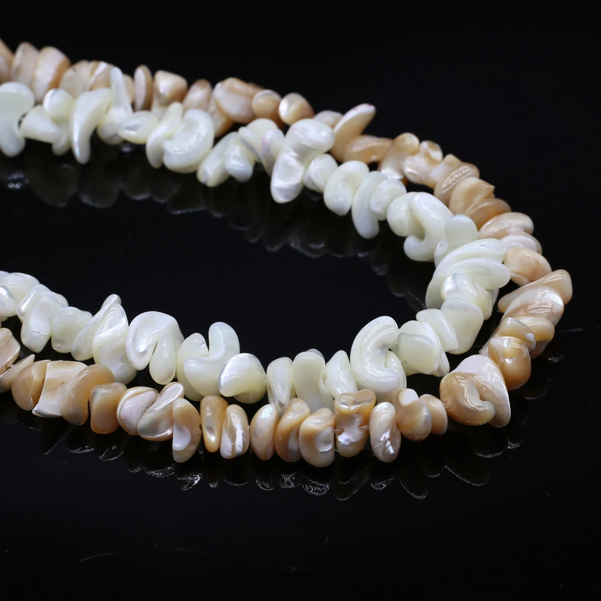 قذيفة الطبيعية غير النظامية فضفاض الخرز Charms DIY بها بنفسك النساء الرجال قلادة أساور مستلزمات صناعة المجوهرات اكسسوارات 13x14mm