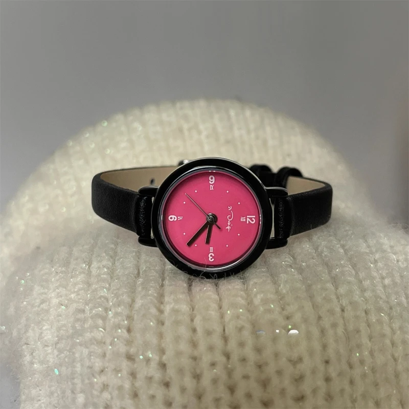 

Classic trend women's watch elegant simple light luxury compact 2025 waterproof quartz watch birthday gift