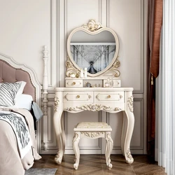 European style dressing table bedroom 2021 new light luxury high-end solid wood small makeup mirror dressing table desk desk int