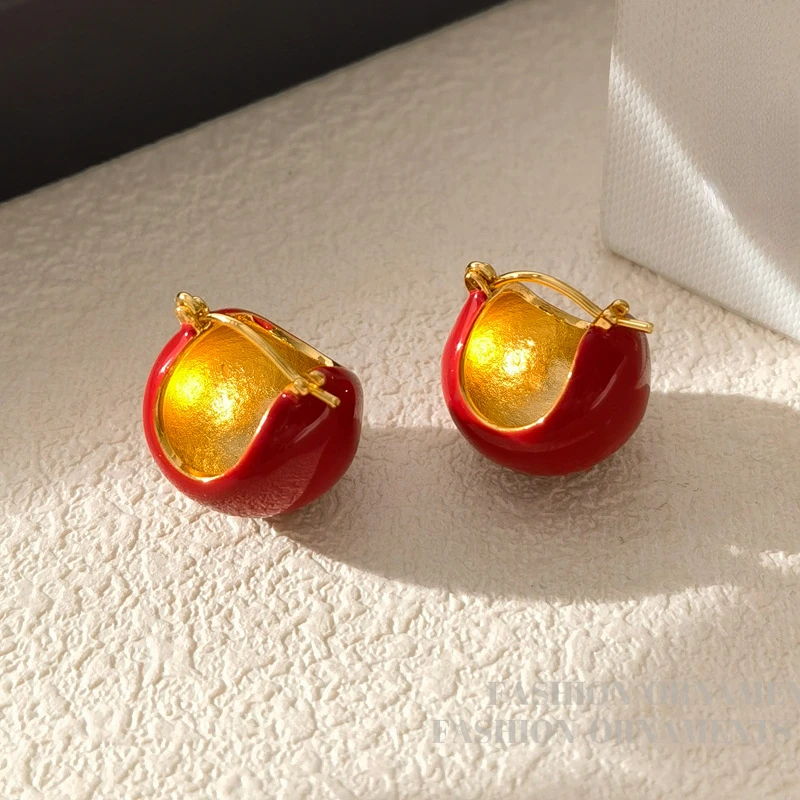 Fashion Jewelry Vintage Temperament Enamel Red Earrings For Women Party Gifts Simply Design Ear Accessories Hot Selling
