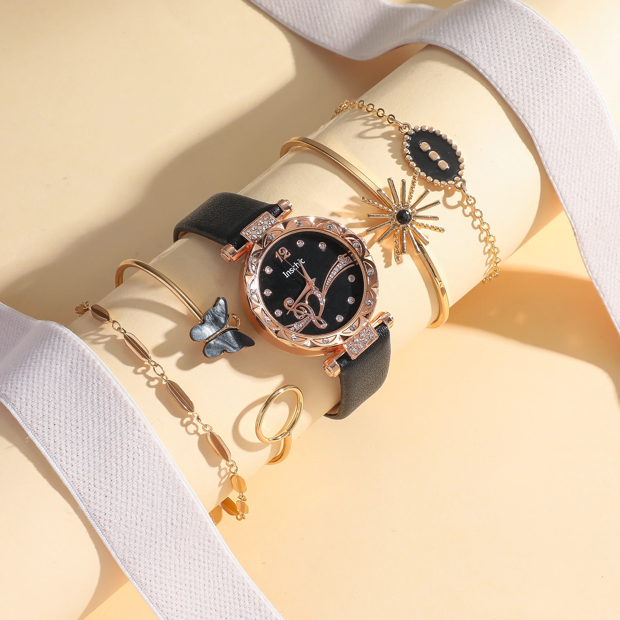 

5шт/комплект; Новый женский костюм; Модные и универсальные женские наручные часы; Подходит для праздничных подарков; Без подарочной коробки.