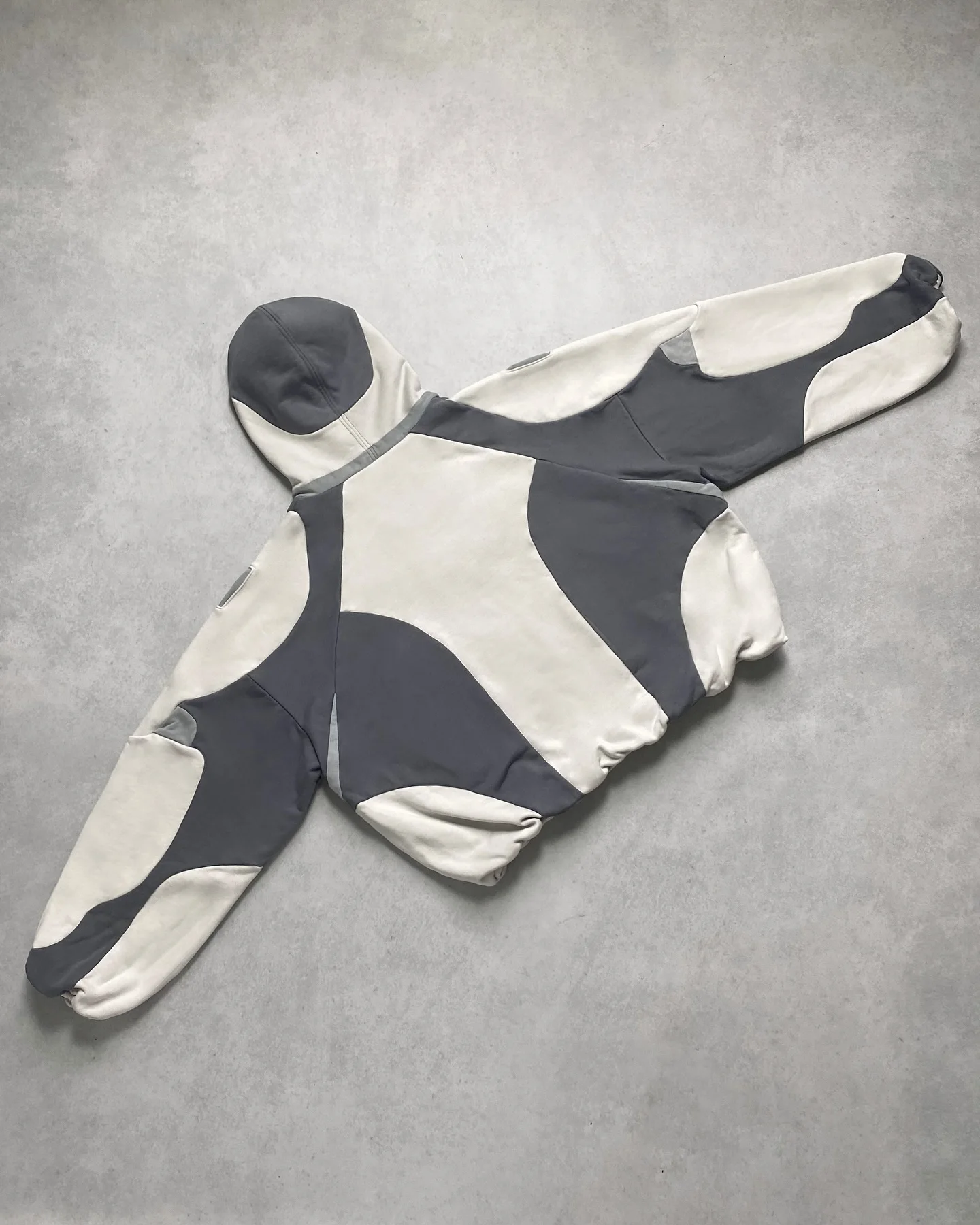 Autumn and Winter New Trendy Brand Color blocked Fashion Hoodie Loose, Small and Unique AliExpress Hoodie Hip Hop Men and Women