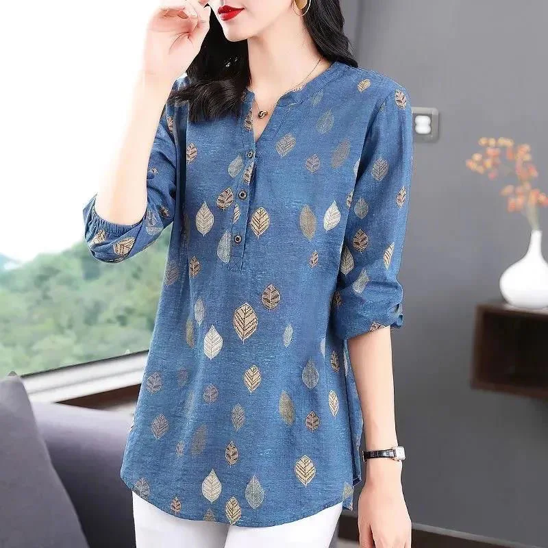 Women Spring Autumn Style Blouses Shirts Lady Casual Three Quarter Sleeve V-Neck Leaf printed Blusas Tops MM1187