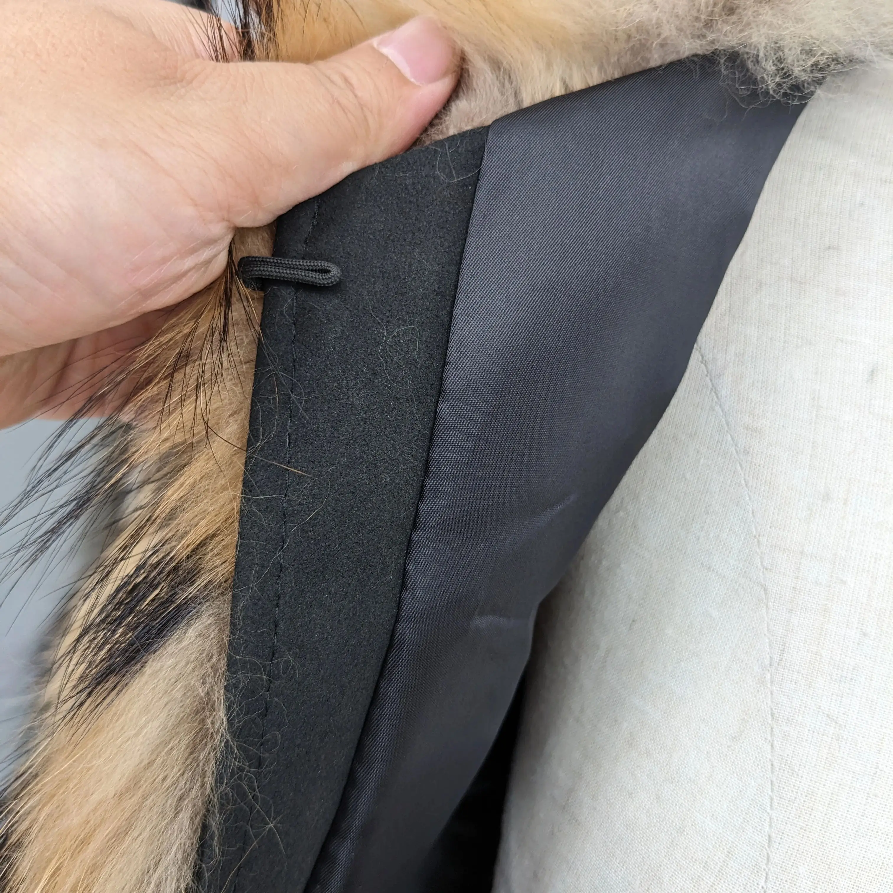 معطف فرو الراكون الطبيعي الحقيقي للنساء الشتاء كامل بيلت الفراء سترة قصيرة طول 51 سنتيمتر 250626