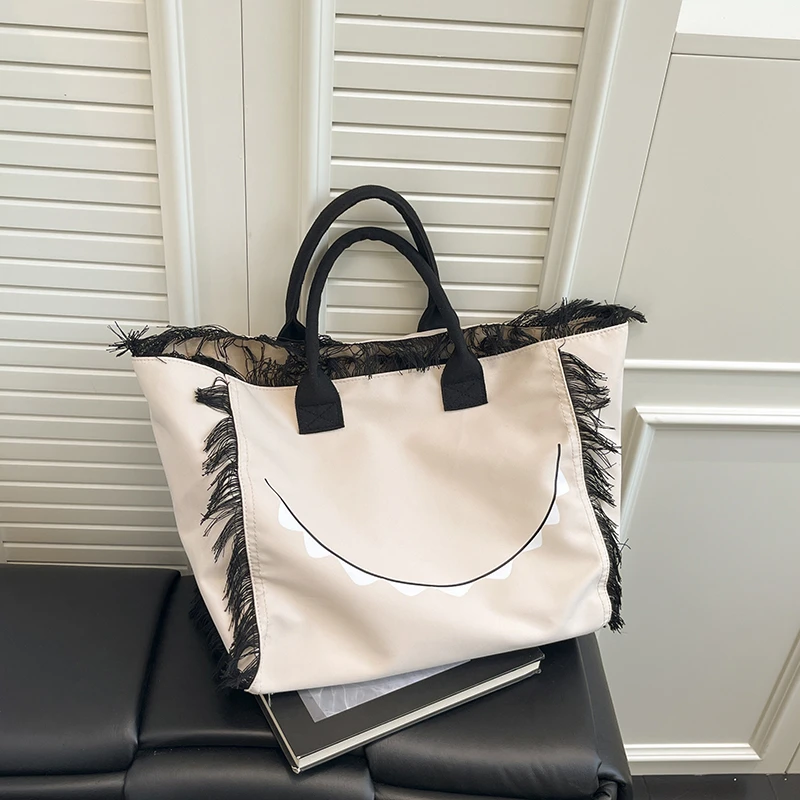 

Solid Color Nylon High Quality Shoulder Bags Temperament Large Capacity 2025 New Design Bags for Women Fashion Casual Tote