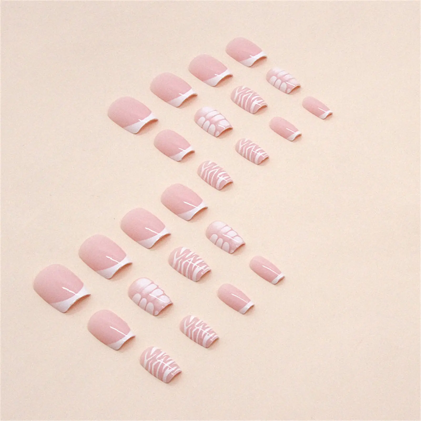 Tiger Stripe Printed Pink Short False Nails Full Cover Square Artificial Nail Tips for Shopping Traveling Dating