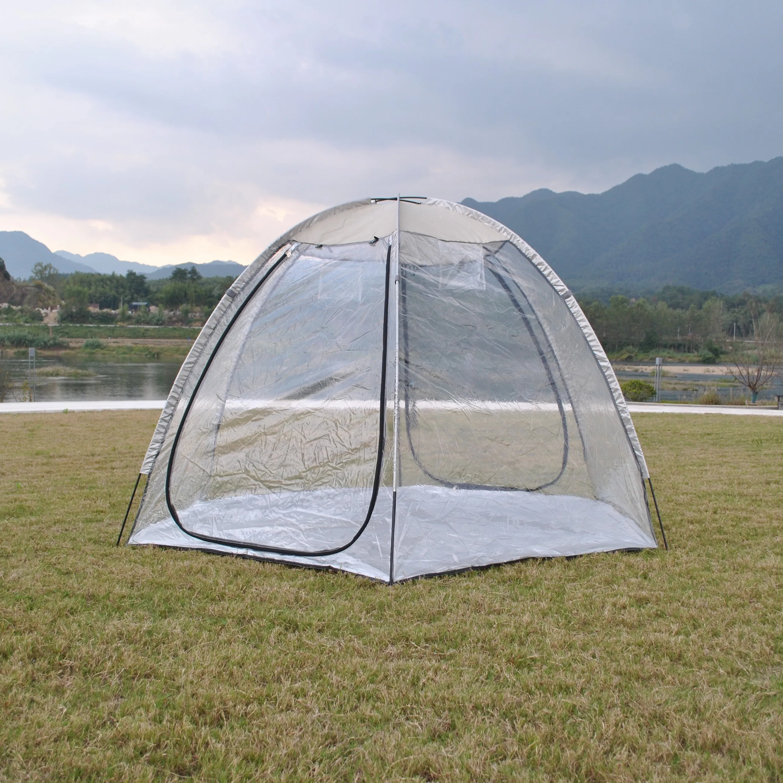 Bubble Clear PVC Tent for Outdoor Dining Igloo PVC Tent, All Weatherproof Outdoor Clear Bubble Tent with Window, Large Doors