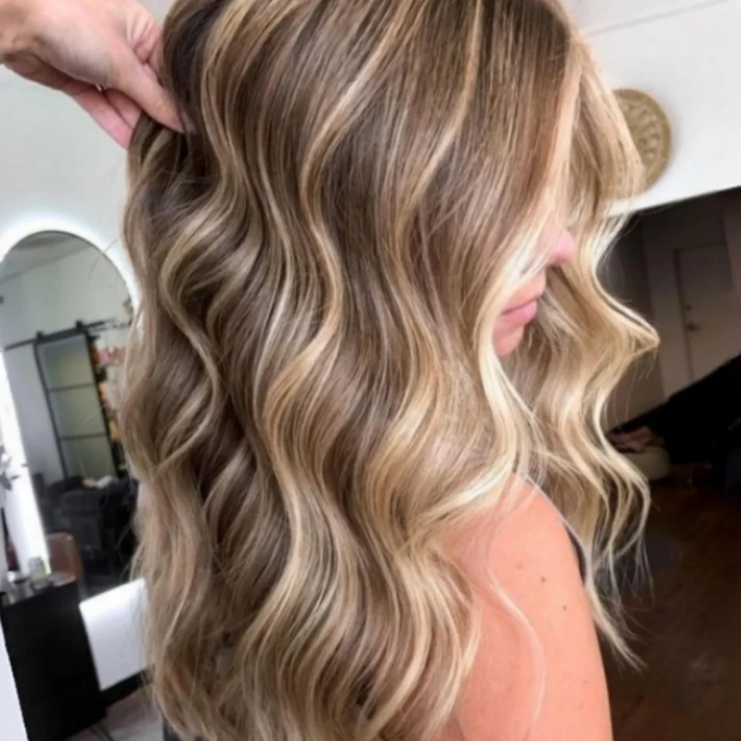 Soft Fashion Highlight Blonde 24Inch Wave Natural HD Lace Wig for Women Pre-Plucked Transparent Lace Frontal Versatile Hair Wig