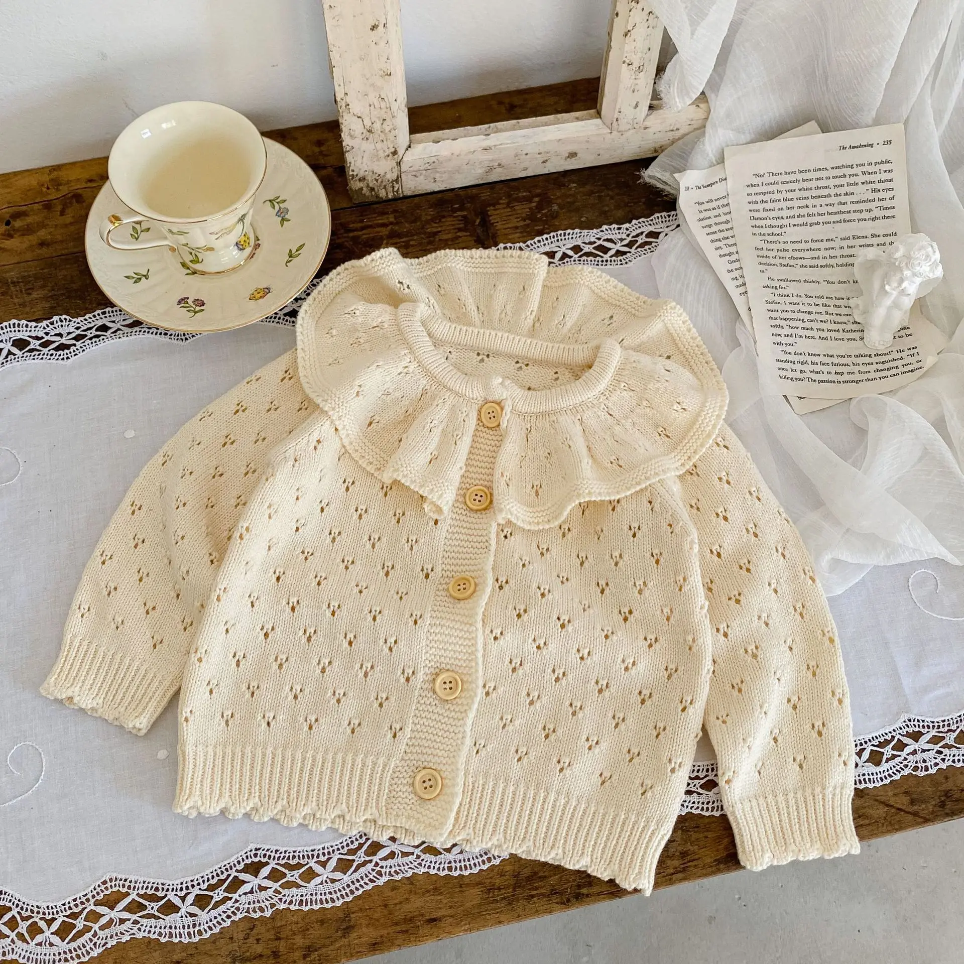 Spring and Autumn 0-3 Year Old Female Baby Cotton Yarn Knitted Cardigan with Lotus Leaf Collar Hollow Out Long Sleeved Sweater J