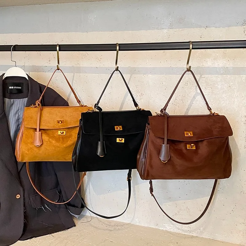 

Fashionable Bag for Daily Commute Travel Office Featuring Suede Material Shoulder Crossbody Design