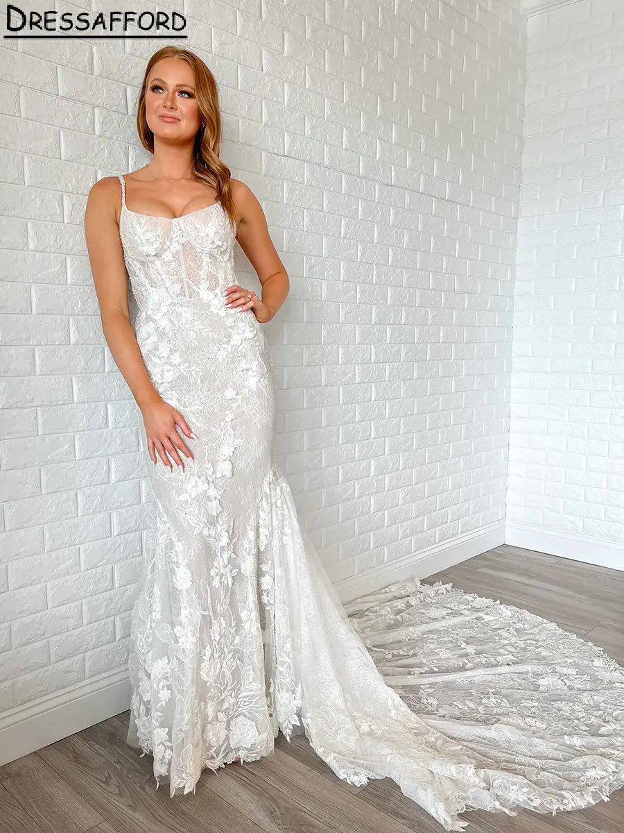 Charmante robe de mariée sirène en dentelle avec appliques de fleurs 3D, bretelles spaghetti, perles dos nu, patients perlés, quoi que ce soit