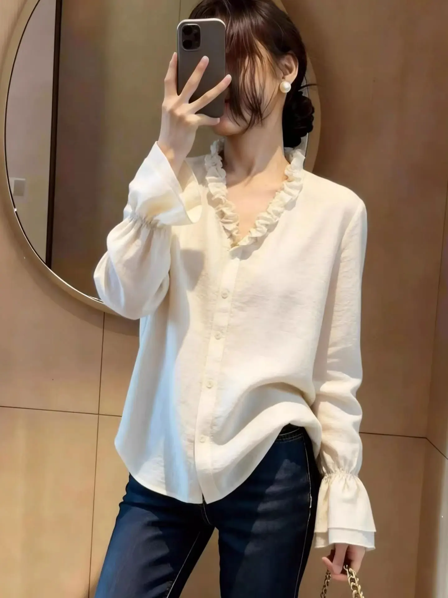 

Ele Pure Color V-Ne Long Sve irt Women's Single Button Spring Faion Top High-End European Sle Color Blouse