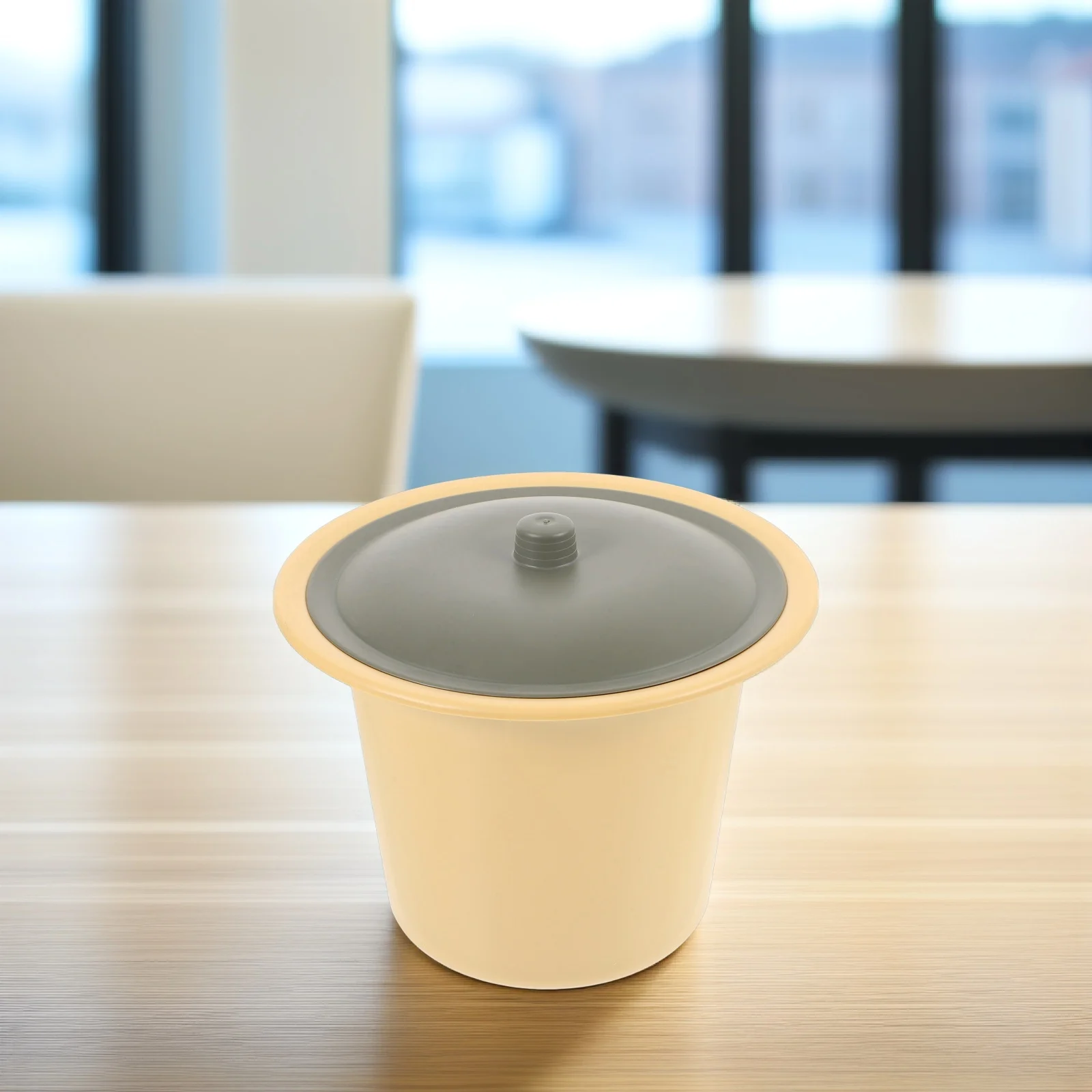 وعاء الغرفة مع غطاء مبولة محمولة لكبار السن والكبار والأطفال وعاء سرير بلاستيكي قابل لإعادة الاستخدام للاستخدام المنزلي أثناء السفر ليلاً #2