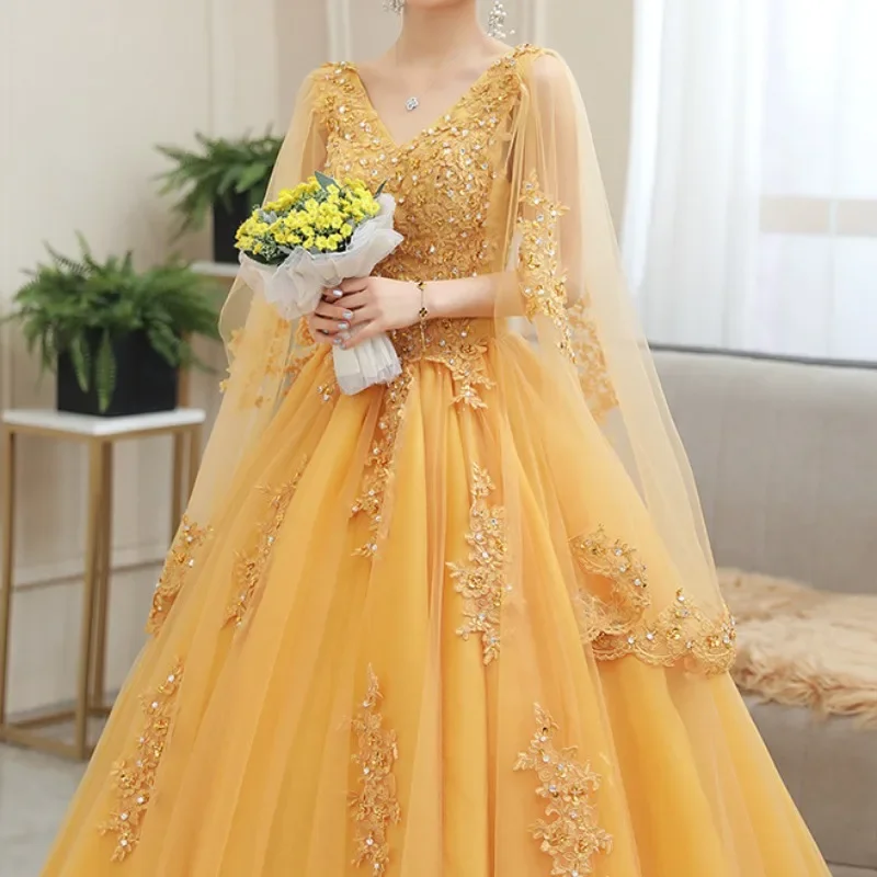 Customized Lace Beading Quinceanera Dresses With Cape Small V Neck Gowns Sleeveless Big Hemline Ball Gown Robe 2024 Vestidos De