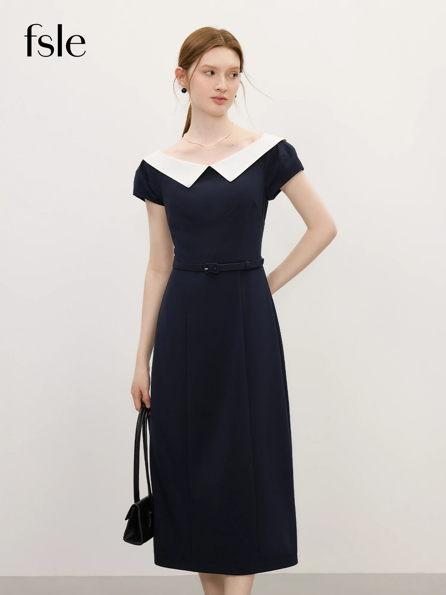 

FSLE Contrast Color Splicing Lantern Sleeve Dress Female 2025 Summer New One-line Shirt Collar Mid-length Dress 25FS12849