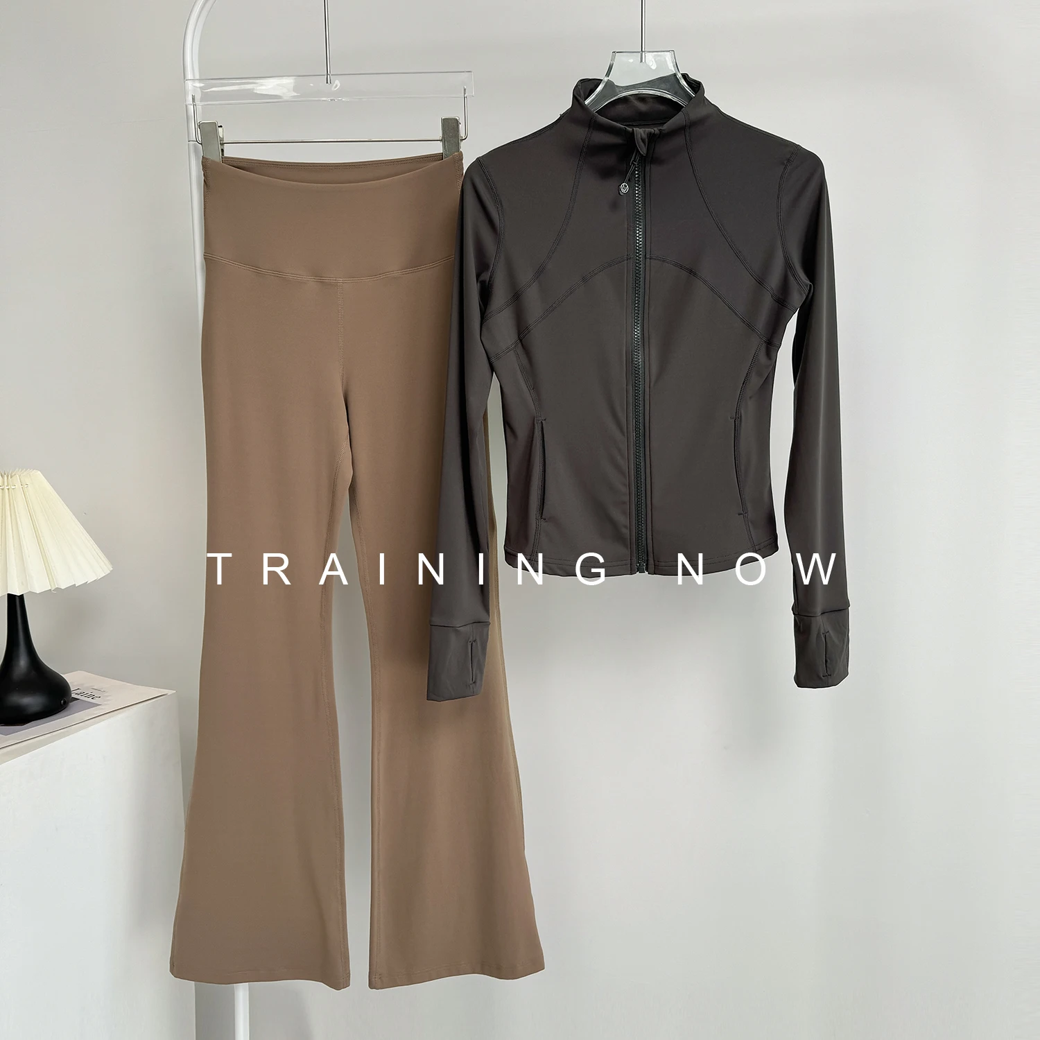 بدلة رياضية للنساء في الخريف والشتاء بياقة واقفة وتدريبات البيلاتيس وسترة يوجا عالية الخصر لرفع الورك والجري #3