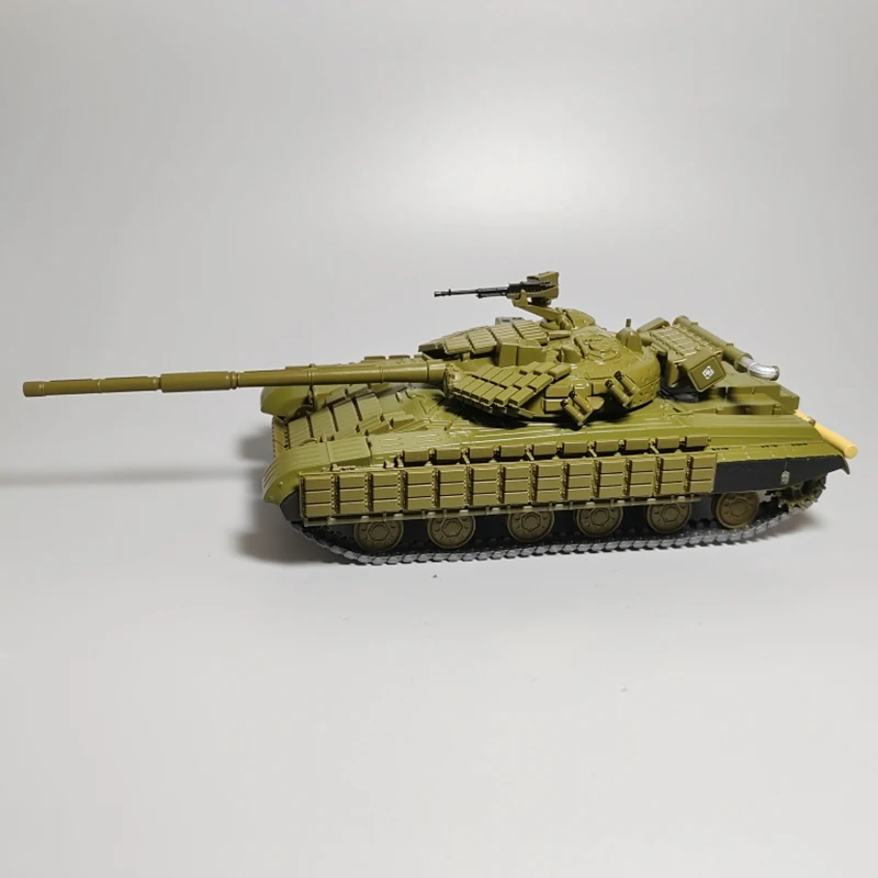 1:43 Scale Diecast Alloy T-64BV Main Battle Tank Model Militarized Combat Track Type Classics Nostalgia Adult Souvenir Gifts