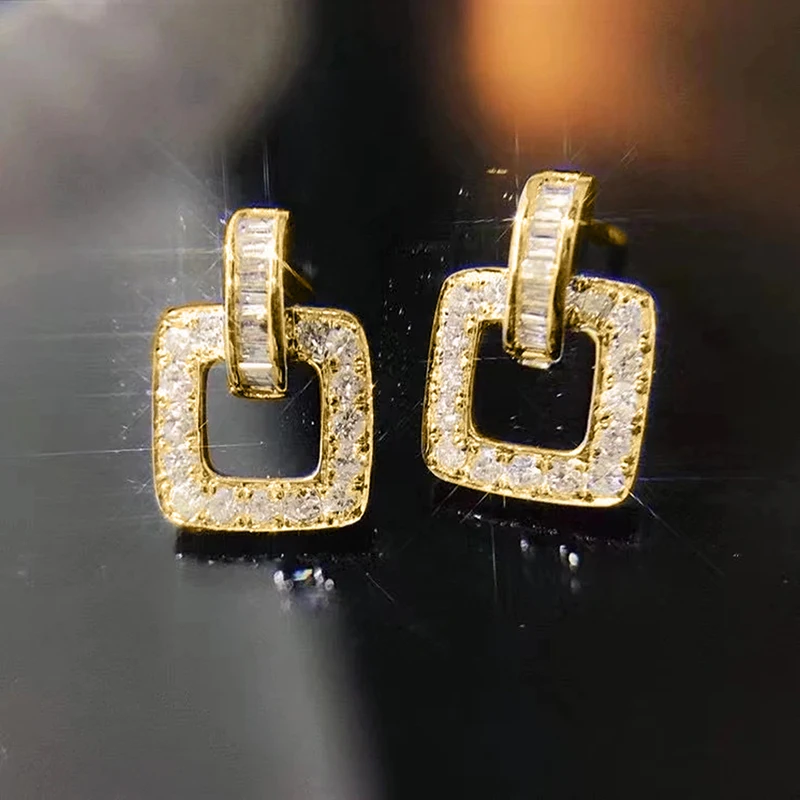 Huitan-pendientes de tuerca de forma cuadrada con deslumbrante piedra CZ, accesorios delicados para las orejas para mujer, joyería versátil de moda geométrica